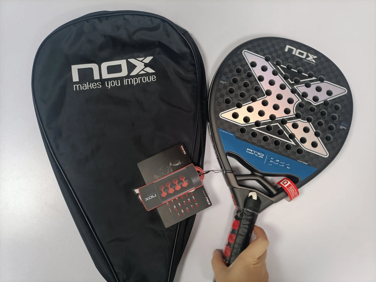 NOX AT10 ML10 anglies pluošto padelio raketė, 4 3/8 dydžio rankena