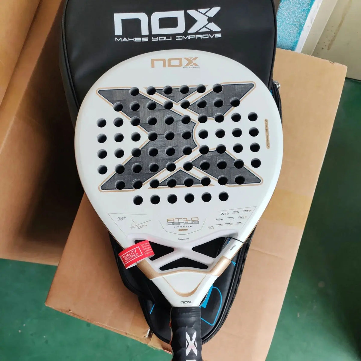 „NOX“ padelio raketė, anglies pluoštas, 4 3/8